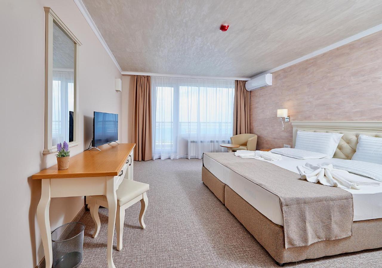 Neptun Hotel Pomorie Ngoại thất bức ảnh