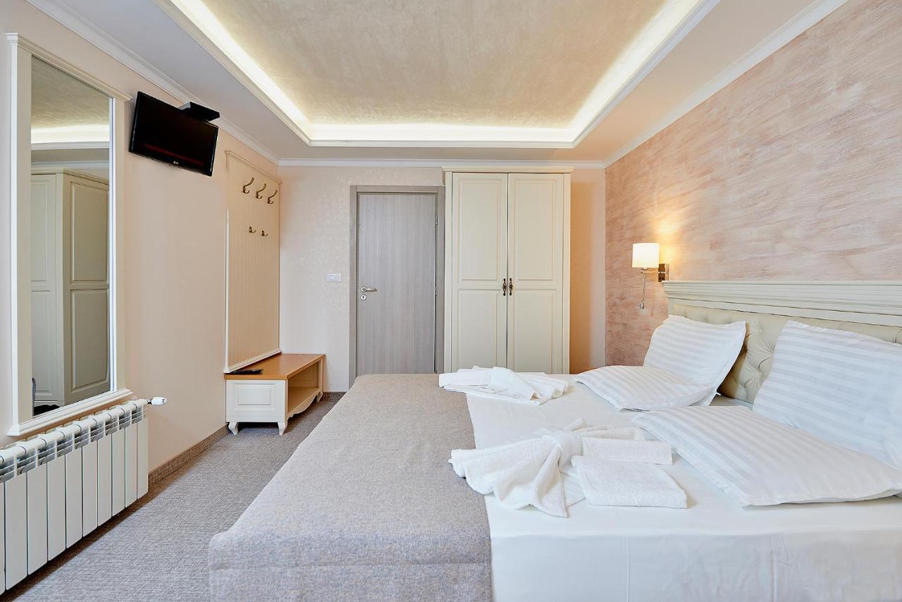 Neptun Hotel Pomorie Ngoại thất bức ảnh