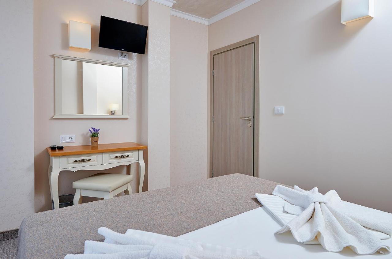 Neptun Hotel Pomorie Ngoại thất bức ảnh